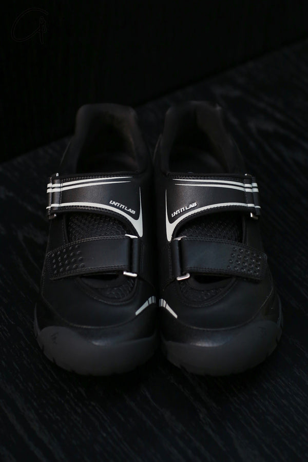untitlab Velcro Racing Flats UTB-UN031402-HEI Black PU6